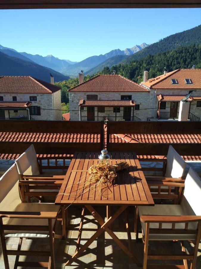 La Casa Di Pietra Villa Karpenísion Dış mekan fotoğraf
